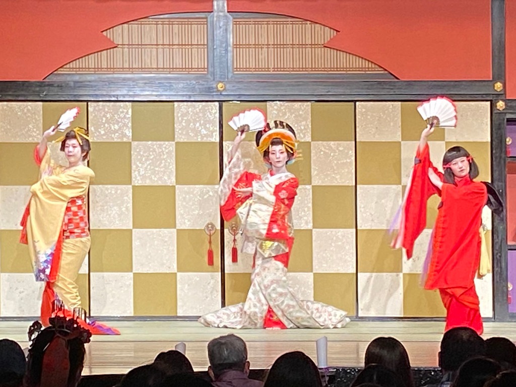 Oiran stage show at Edo Wonderland Nikko Edomura